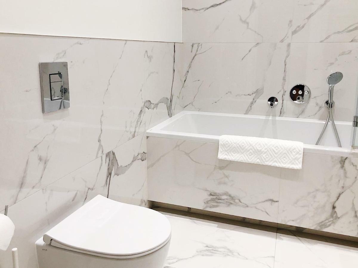 Tcf Home - Apartment With Free Garage Krakow Bagian luar foto