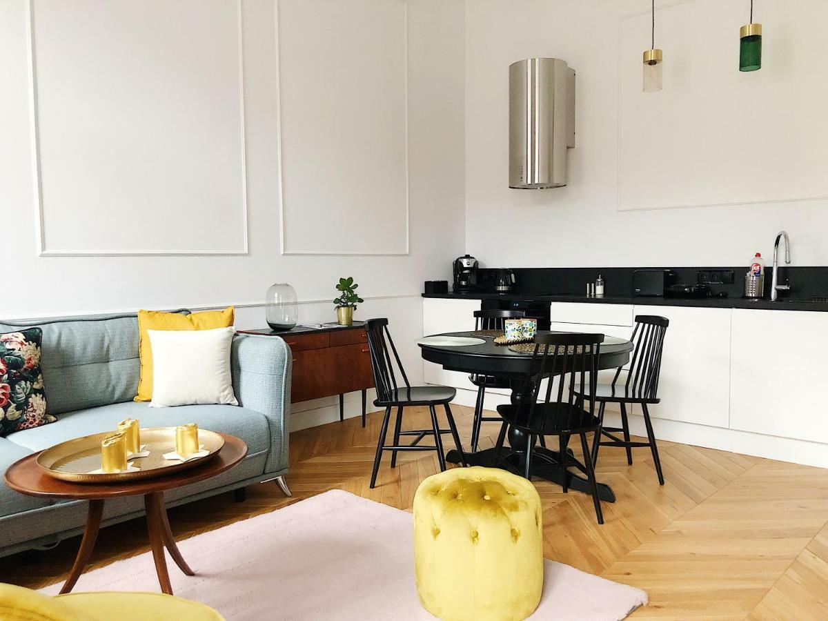 Tcf Home - Apartment With Free Garage Krakow Bagian luar foto